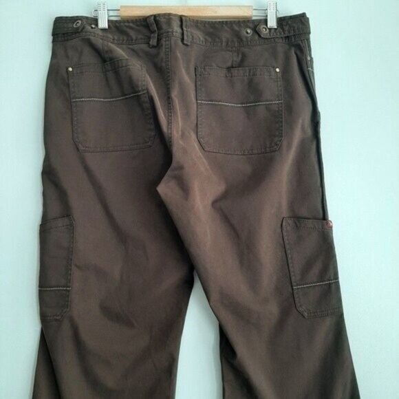 EDDIE BAUER | Casual Boot Cut Cargo Pants Brown Sz 14 - Picture 8 of 10